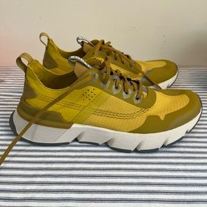Sorel Kinetic Rush Ripstop Sneaker sz 7